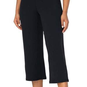 Women's Black Cropped Pants S, NWOT,23”inseam